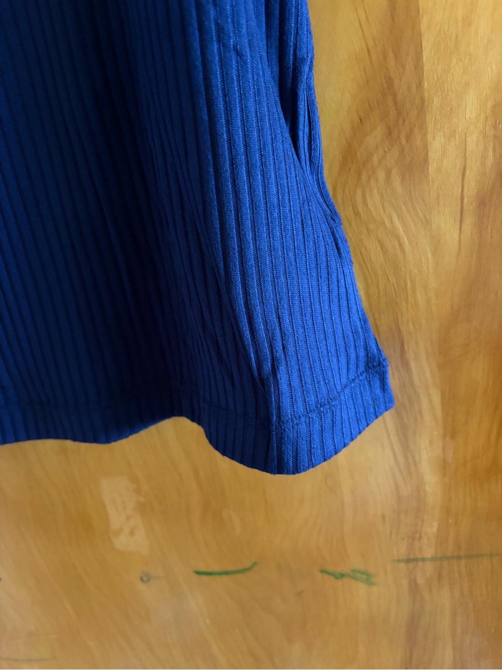 Cuddle duds ribbed navy sleeveless top and bottoms - Picture 4 of 5